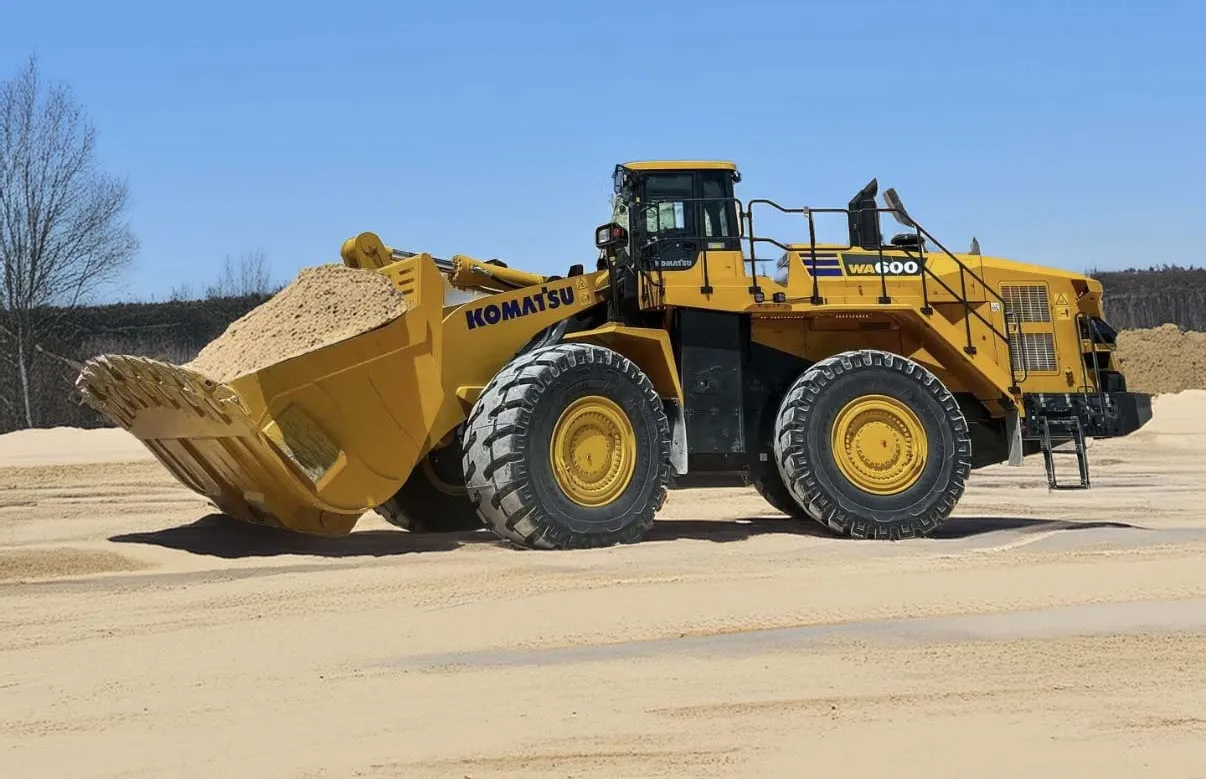 2020 KOMATSU WA600-8
